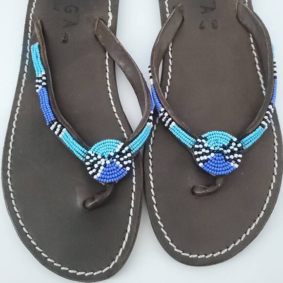 Aspiga Kenyan Handcrafted Glass Beaded Leather Flip Flops Geometric Pattern| 37 - Picture 2 of 5